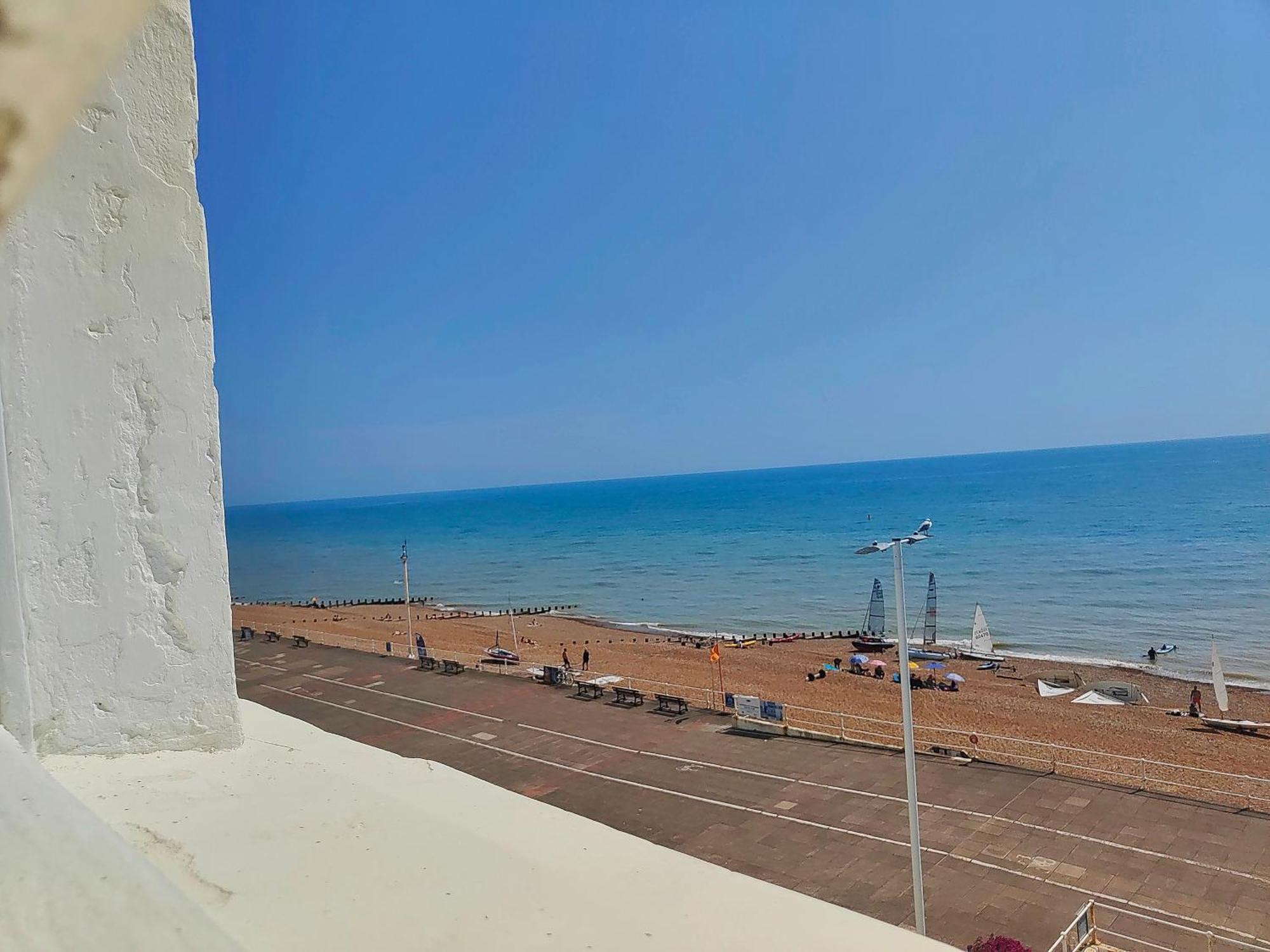Stunning Seafront Flat,St Leonards Apartment Exterior photo